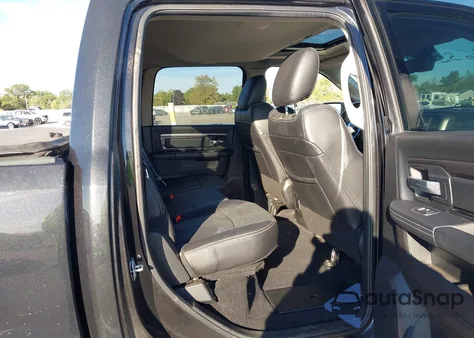 2018 Ram 1500 Night 4X4 6'4 Box из США, поврежденный, VIN 1C6RR7UT2JS196692